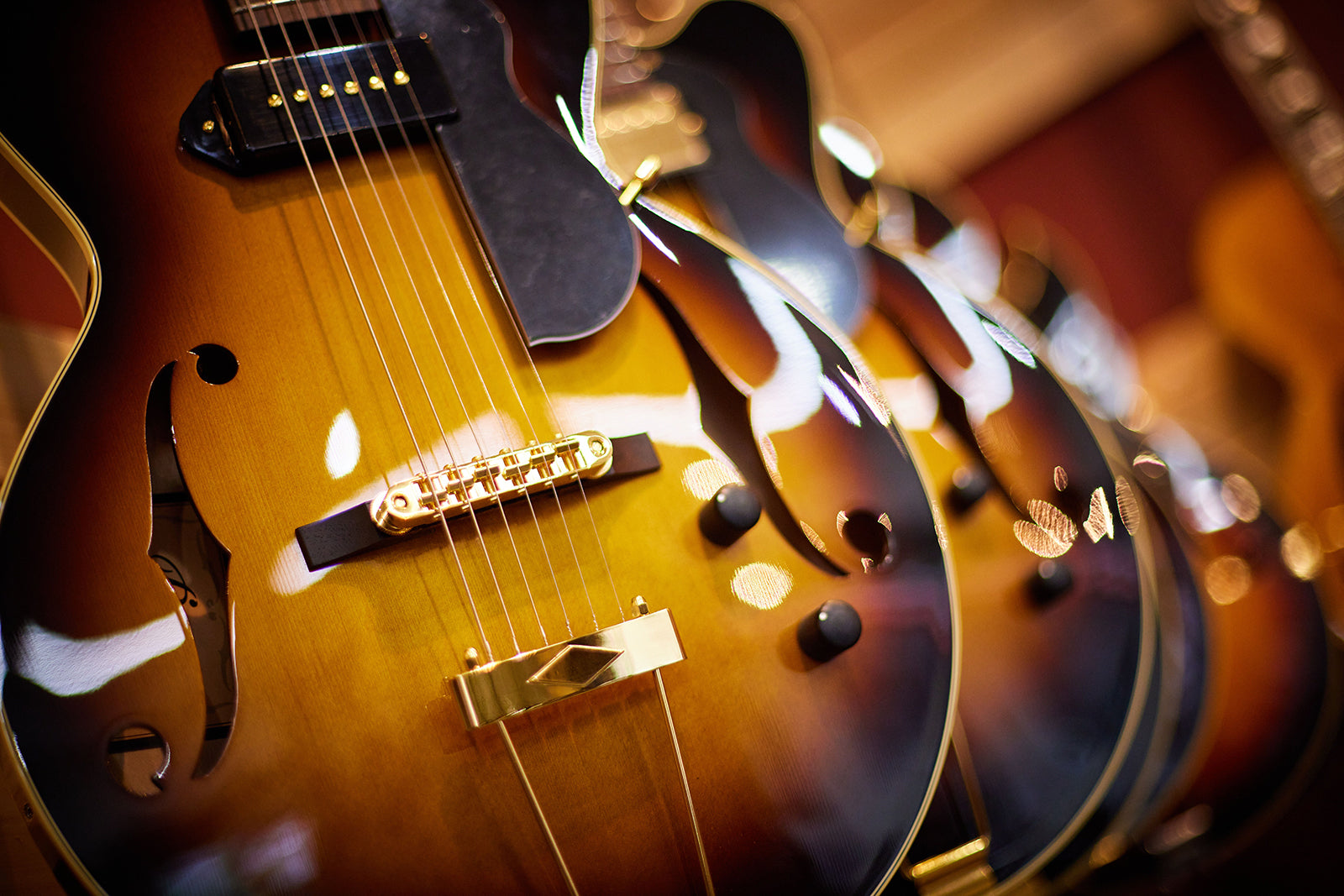 Rozeo Guitars