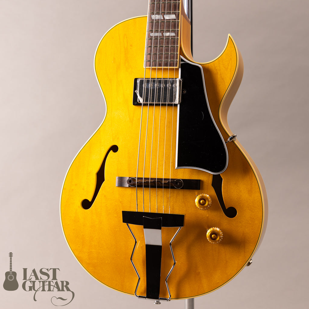 Archtop Tribute AT105 Jr. NAT
