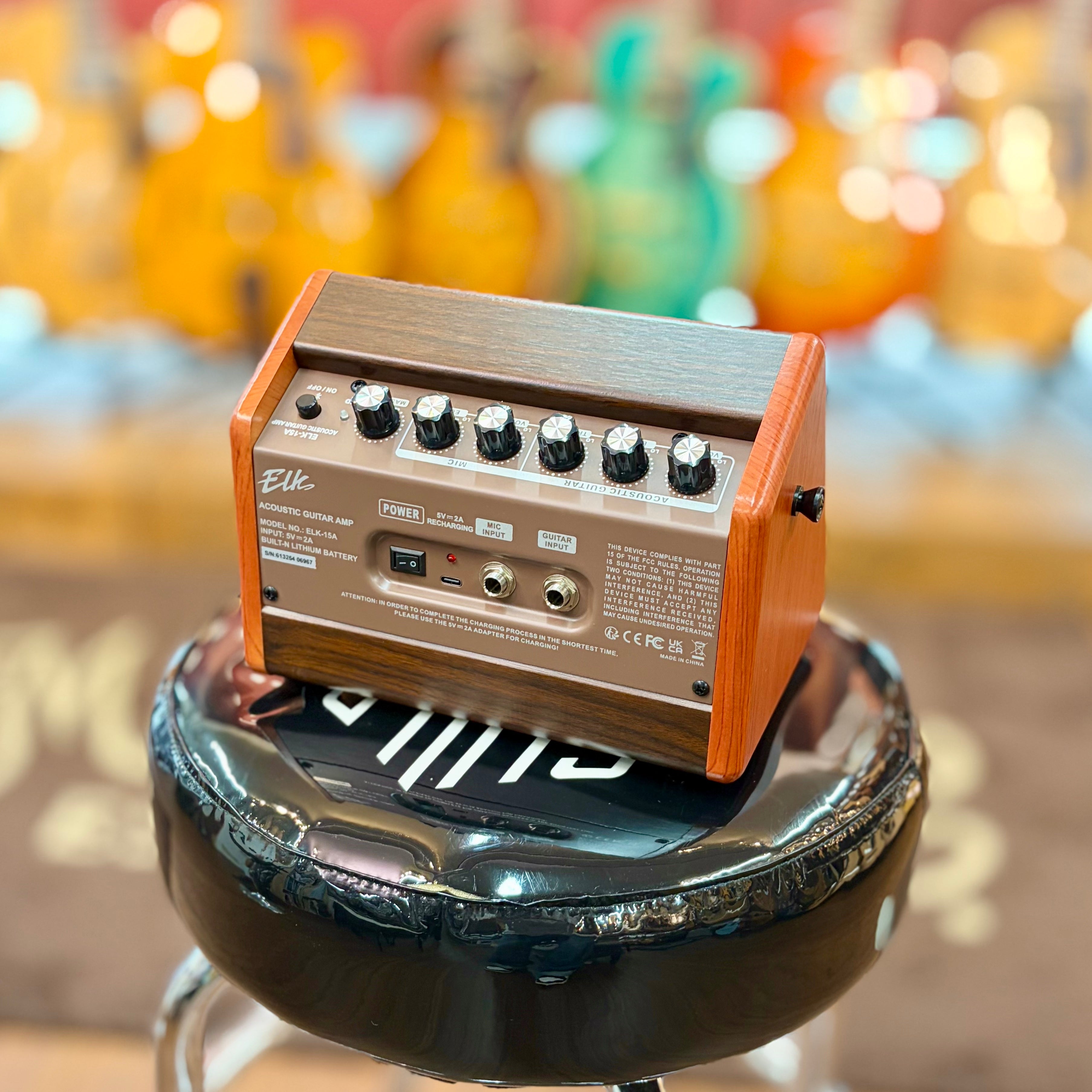 ELK ELK-15A Acoustic Guitar Amplifier