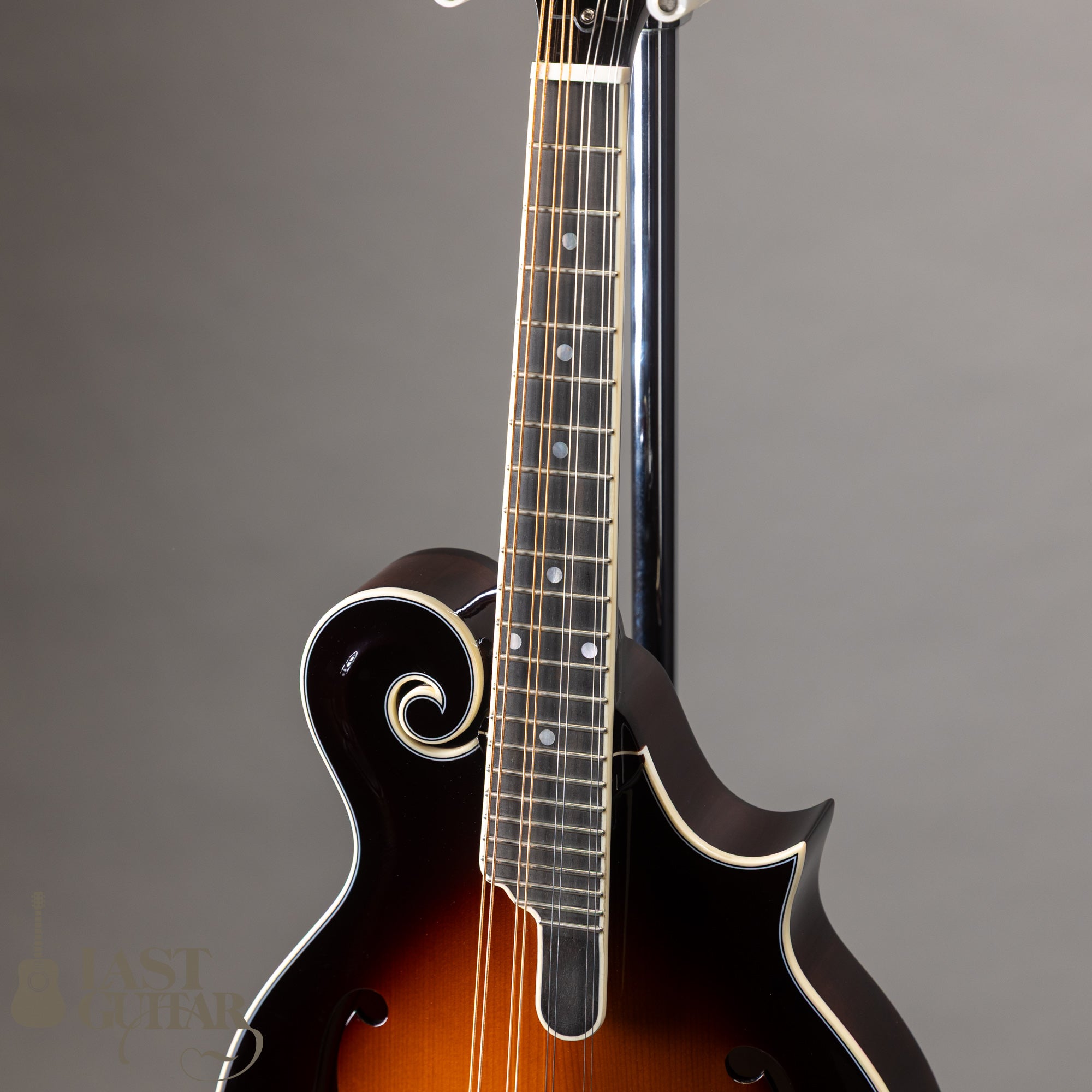 Epiphone Inspired by Gibson Custom F-5G Cremona Sunburst