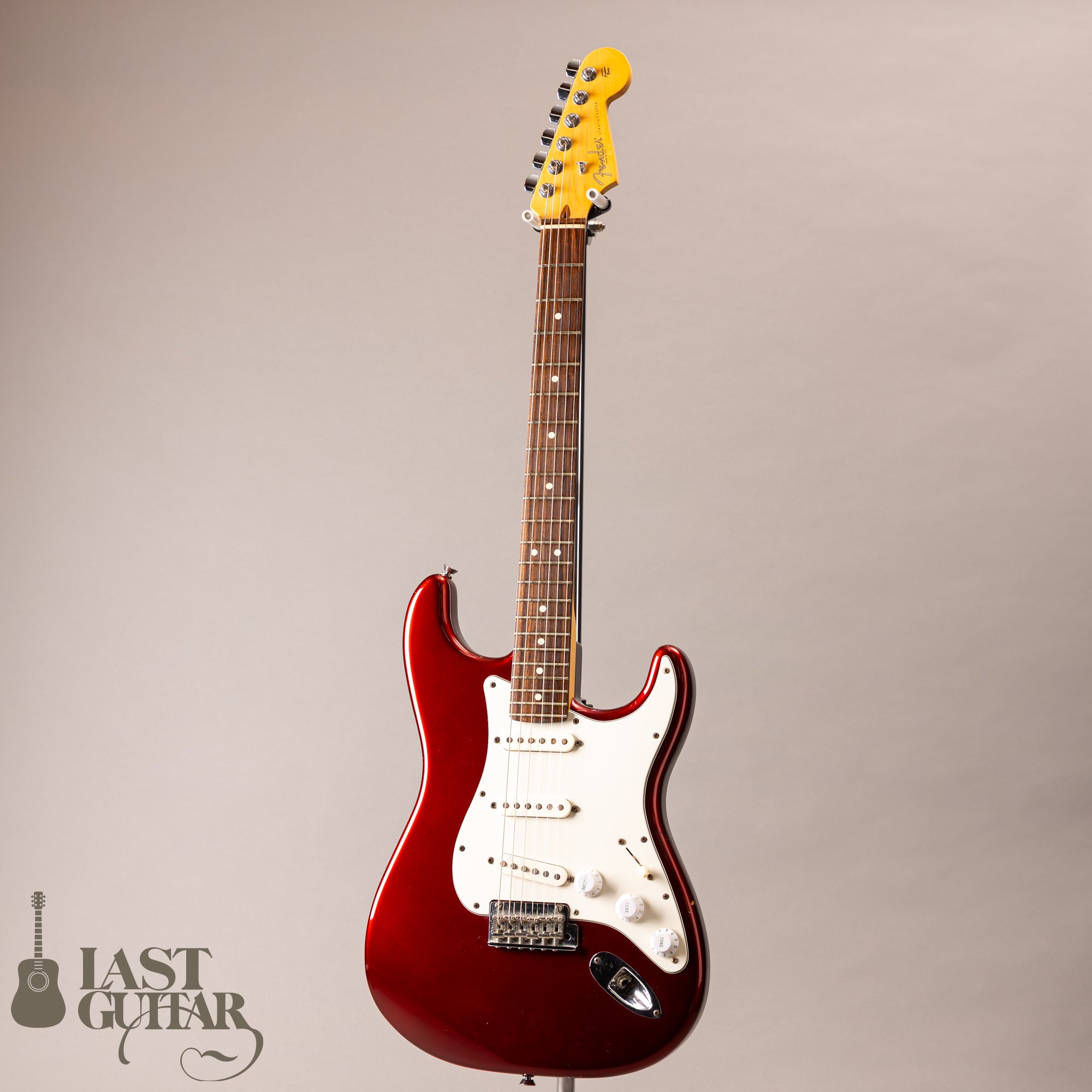Fender American Standard Stratocaster Candy apple red