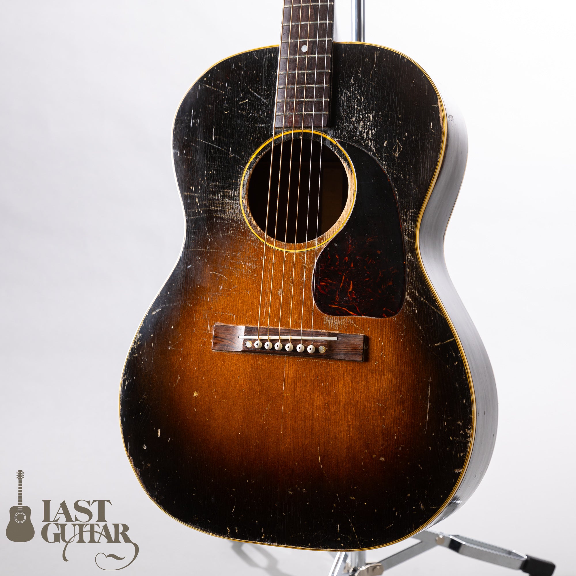 Gibson LG-2 ’52