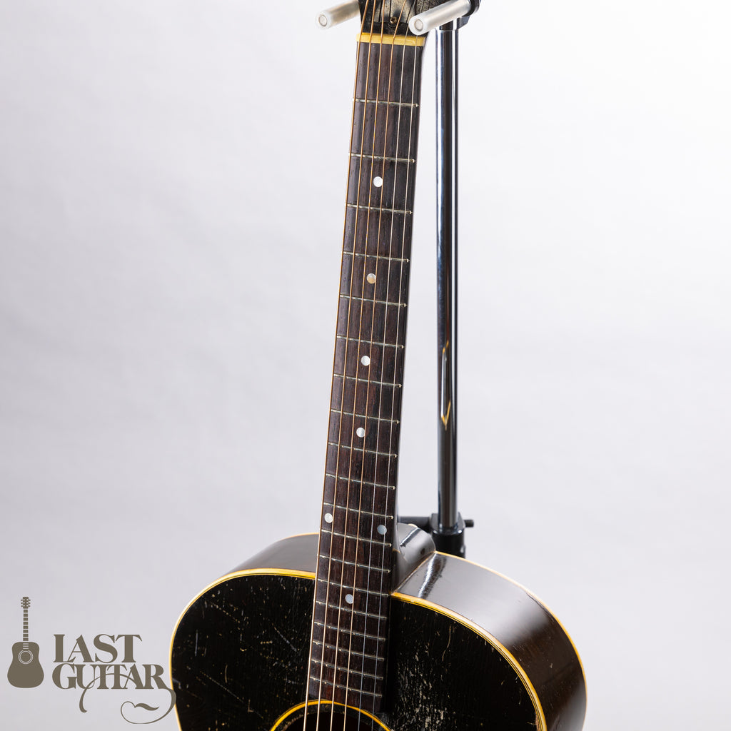 Gibson LG-2 ’52