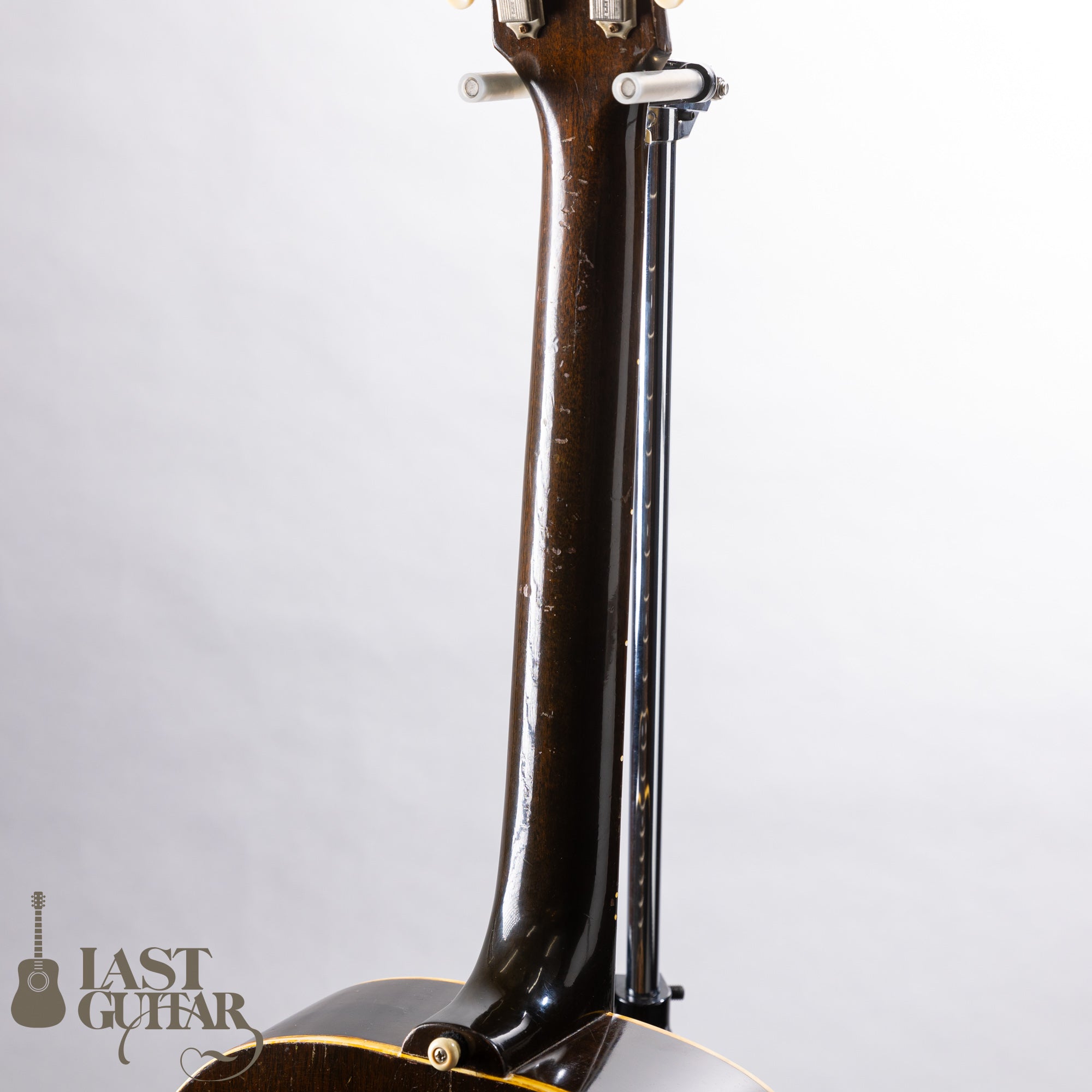 Gibson LG-2 ’52