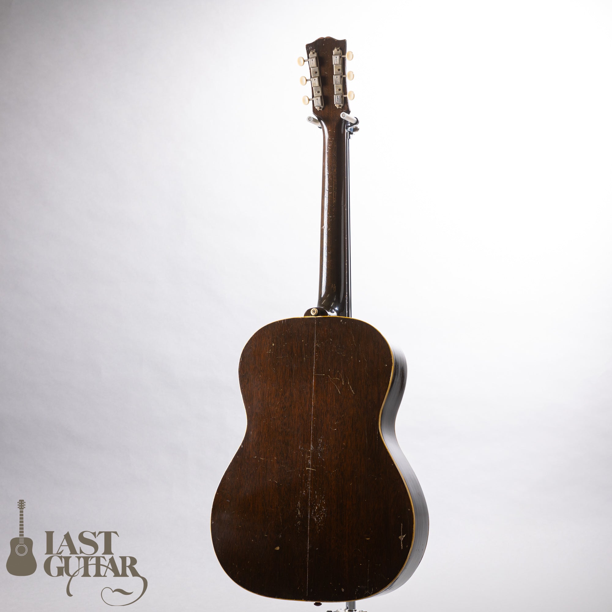 Gibson LG-2 ’52