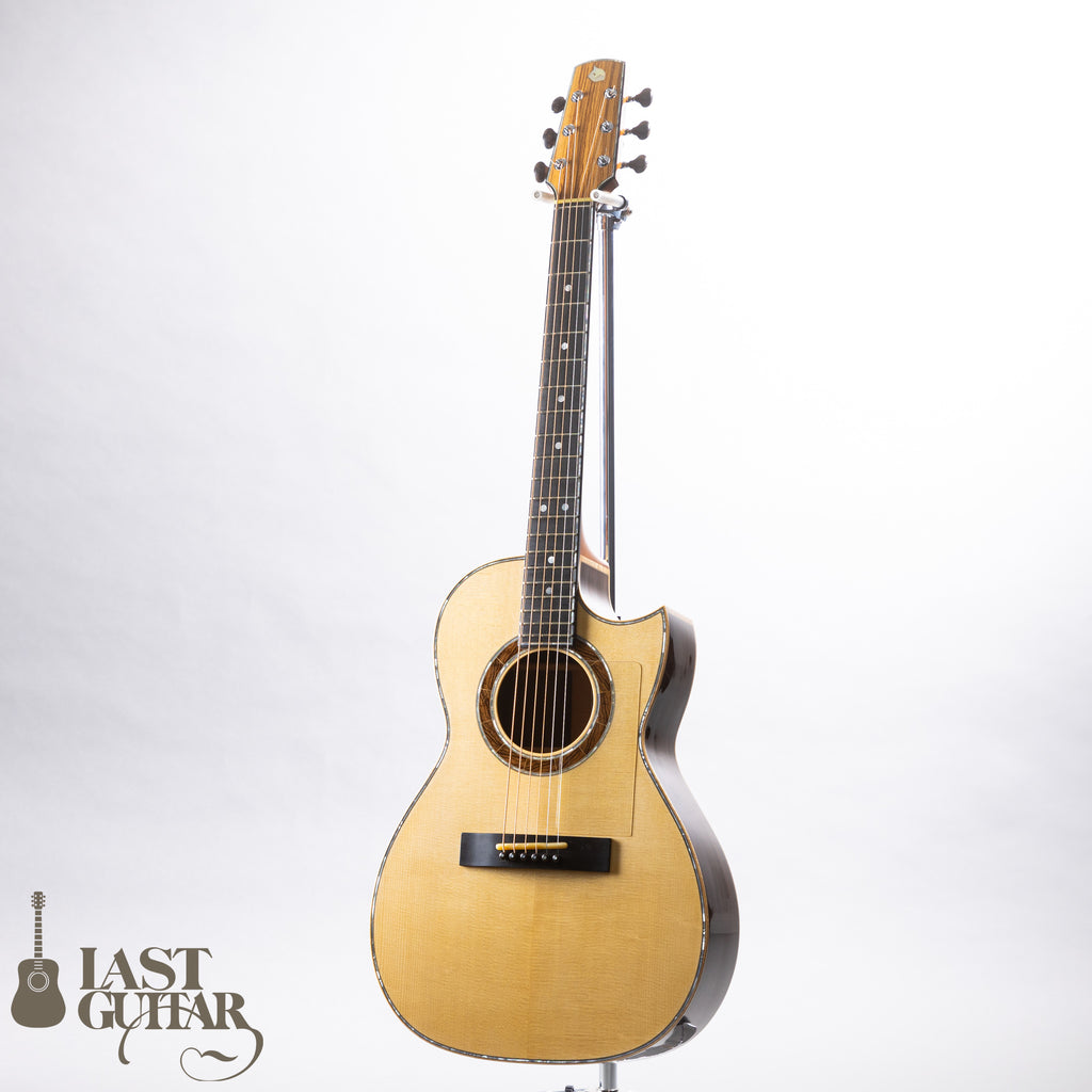 Iwaneko Guitars Type-OC 14F German Spruce Top