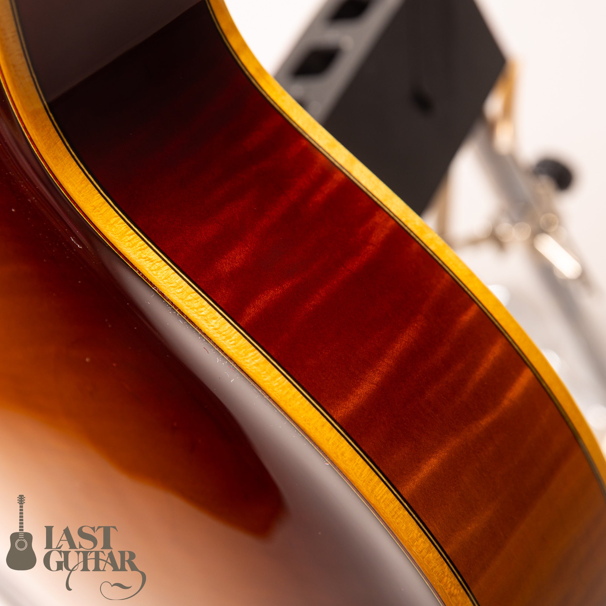 Kyodai Higuchi Wagtail 15" Adirondack Spruce Top