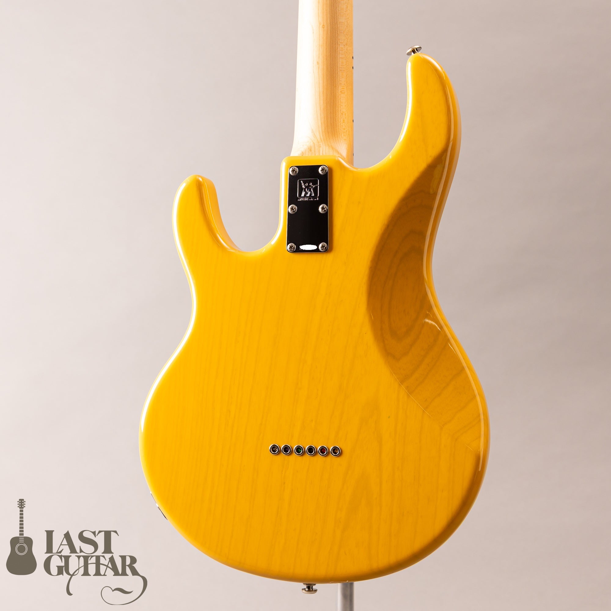 Music Man Silhouette HSH Butterscotch/M