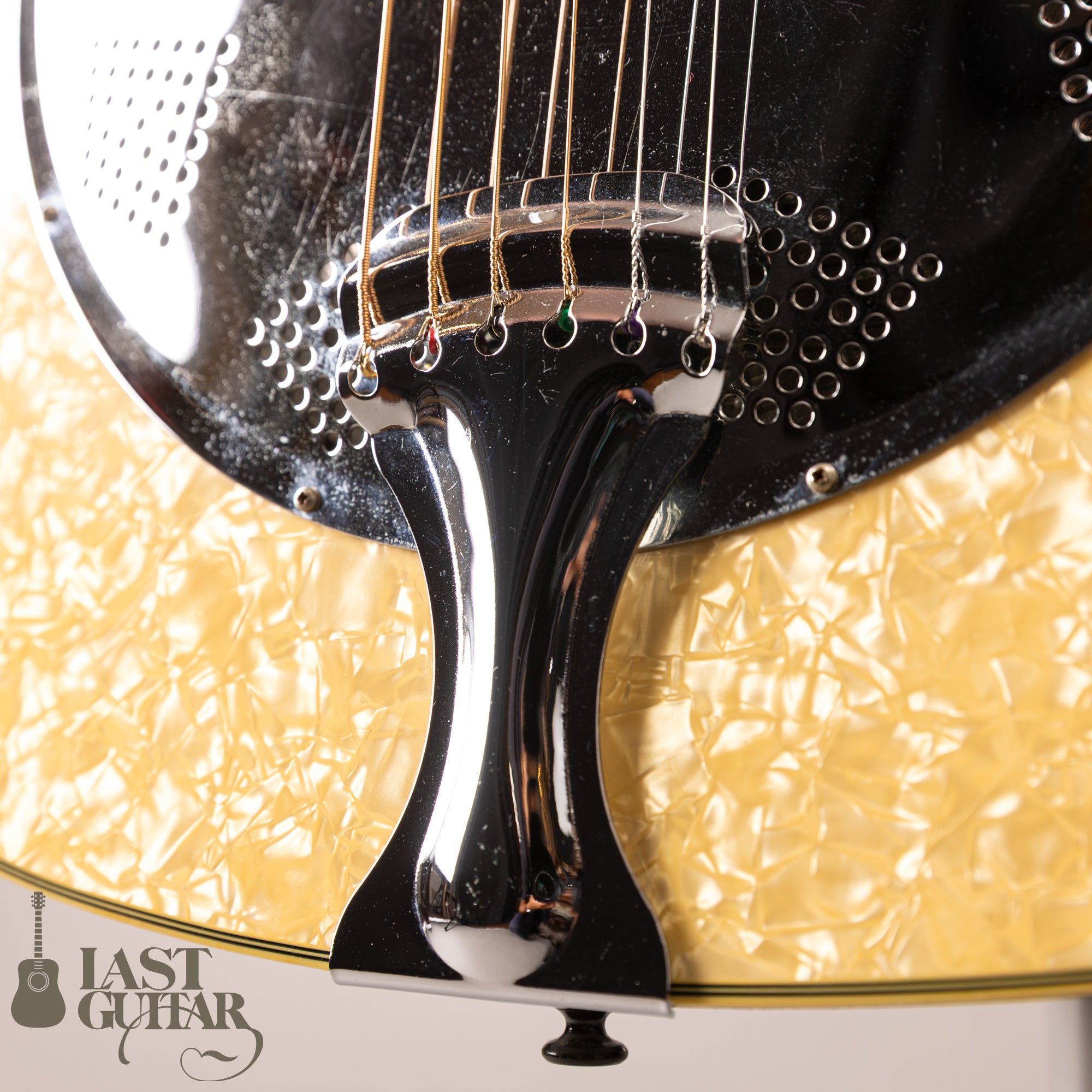 Ovation Celebrity Resonator CD100-WP