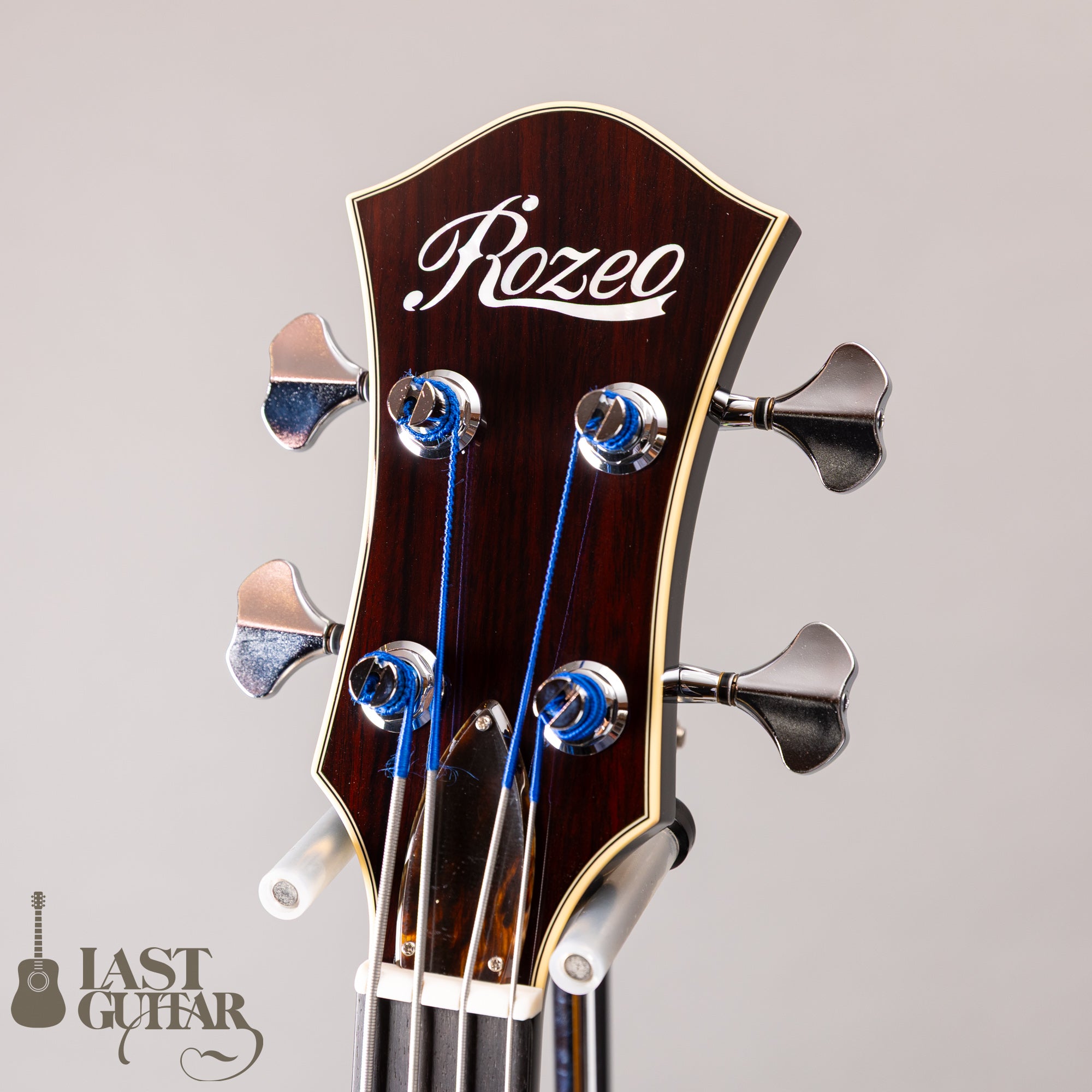 Rozeo Ladybug-Bass SM Fret Less/VS